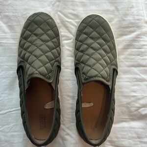 Women’s Green Reese Sneaker, Mossimo, Target, Size 7 1/2, Gently Worn